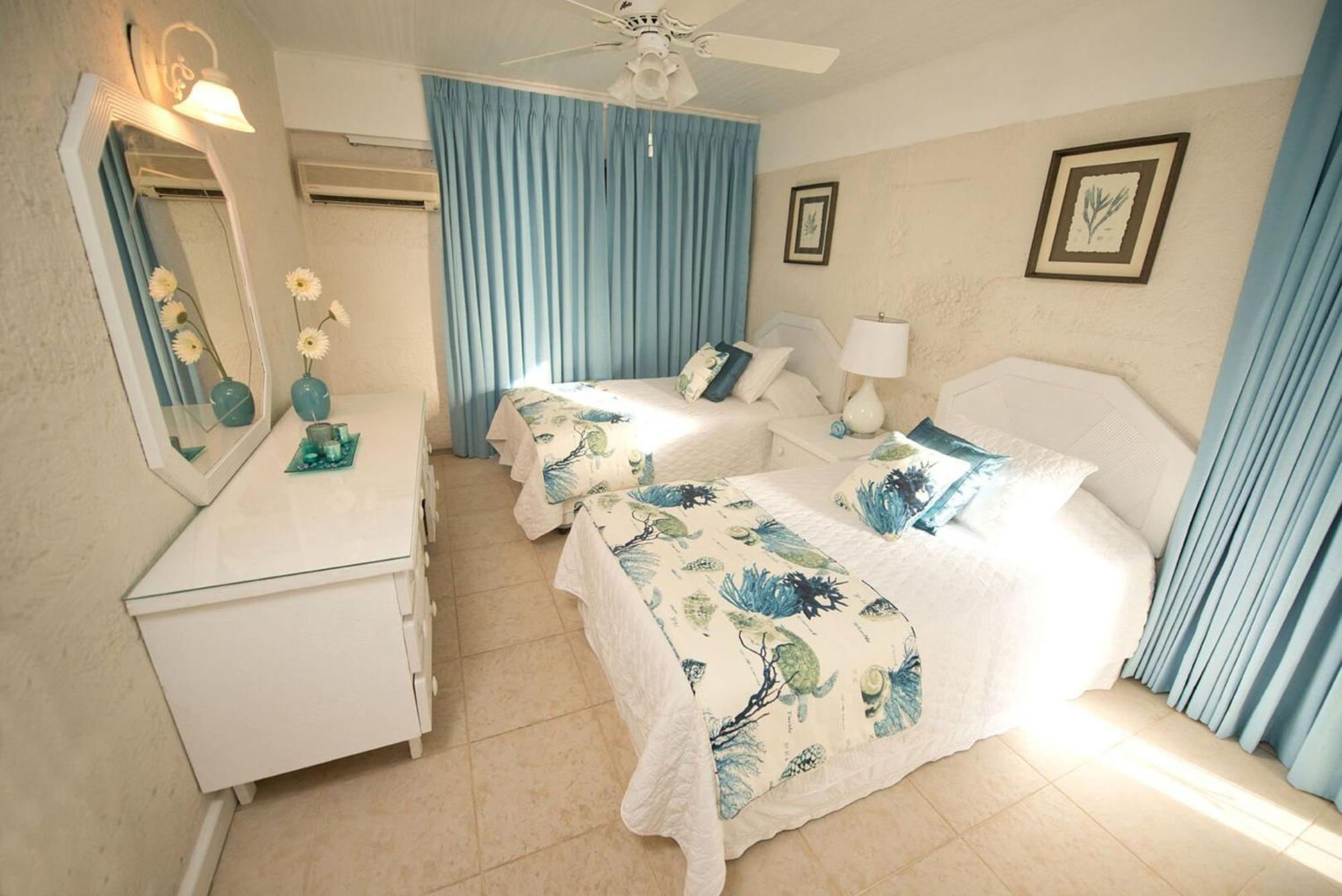 Appartement Bora Bora By Blue Sky Luxury à Paynes Bay Chambre photo